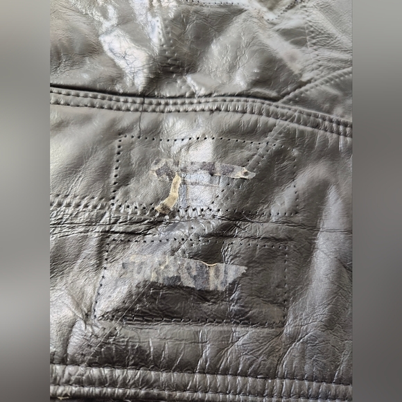 VINTAGE Buffalo Leather Biker Vest - Picture 11 of 13